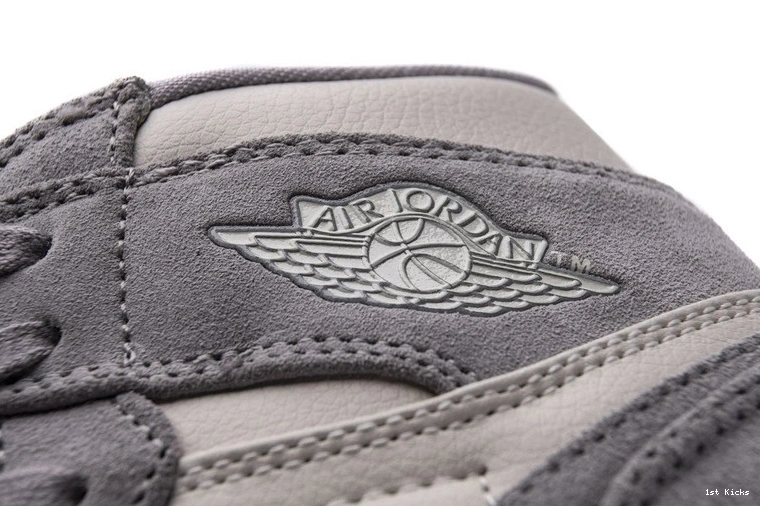Ivory Pale  AH7389-101 (W) High air  Retro Jordan 1 0930